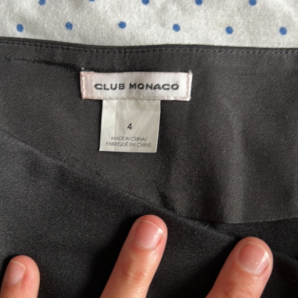 Black vegan leather mini skirt - Picture 4 of 7